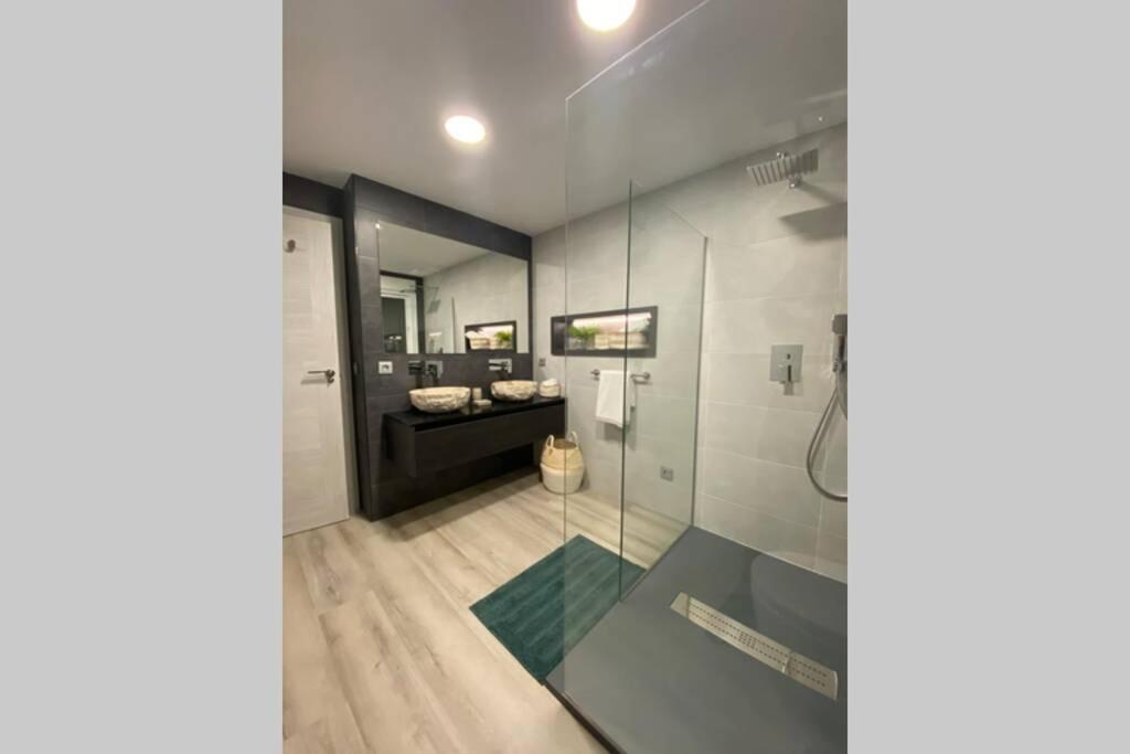 Precioso Apartamento A Estrenar En Centro De Nerja Exterior foto
